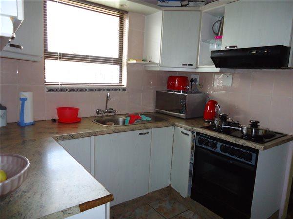 3 Bedroom Property for Sale in Ilitha Park Western Cape